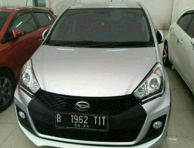 Daihatsu Sirion D 2015