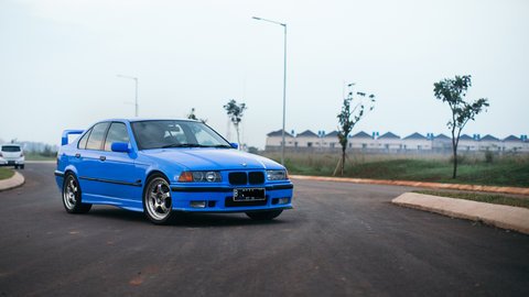 BMW 116i Tahun 1996 Manual