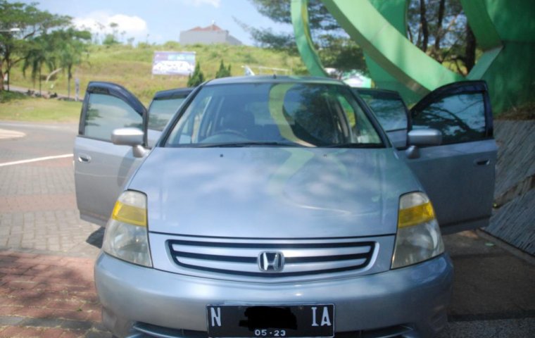 Honda Stream 1.7 Tahun 2002 Automatic