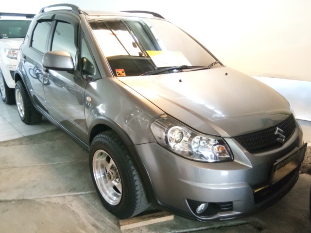 Suzuki X-Over SX4 AT Tahun 2011 Automatic