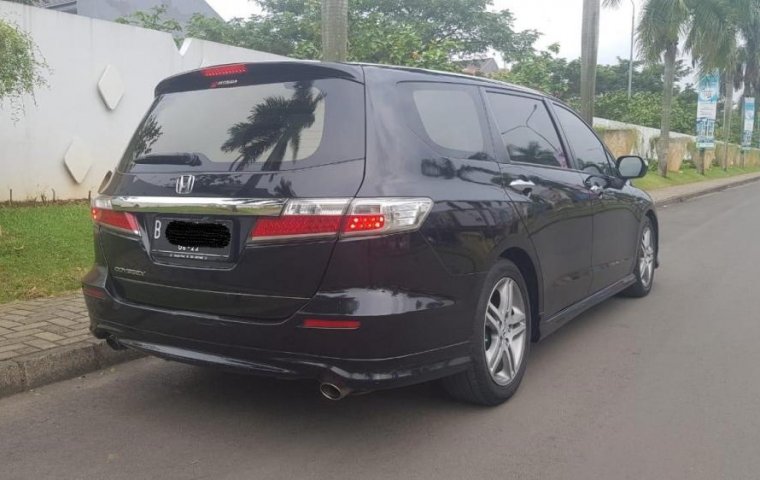 Honda Odyssey 2.4 Prestige AT Tahun 2012 Automatic