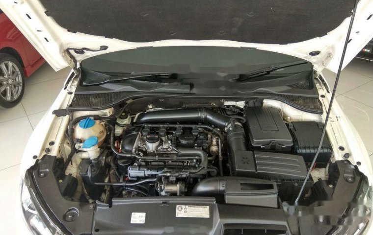 Dijual mobil Volkswagen Scirocco TSI 2011 Hatchback