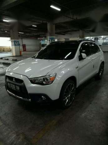 Mitsubishi Outlander PX Panoramic 2012 Putih 