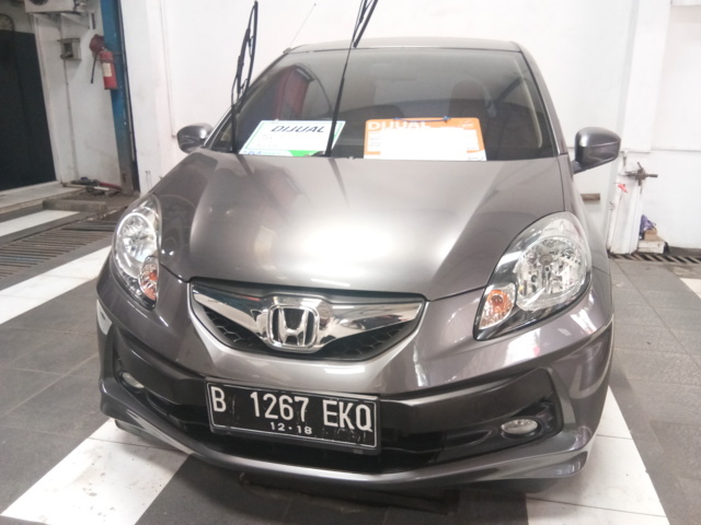 Honda Brio Satya E 2013 Abu-abu Manual