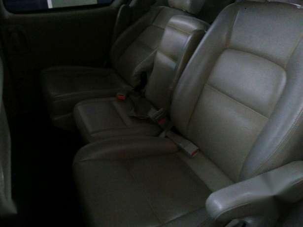 Jual mobil Kia Sedona Tahun 2005