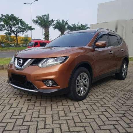 Jual mobil Nissan X-Trail 2.5 AT Tahun 2015 Automatic