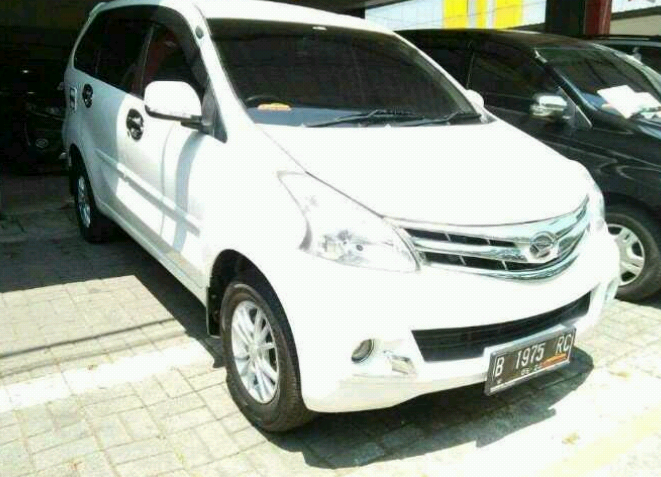 Jual mobil Daihatsu Xenia MT Tahun 2012 Manual