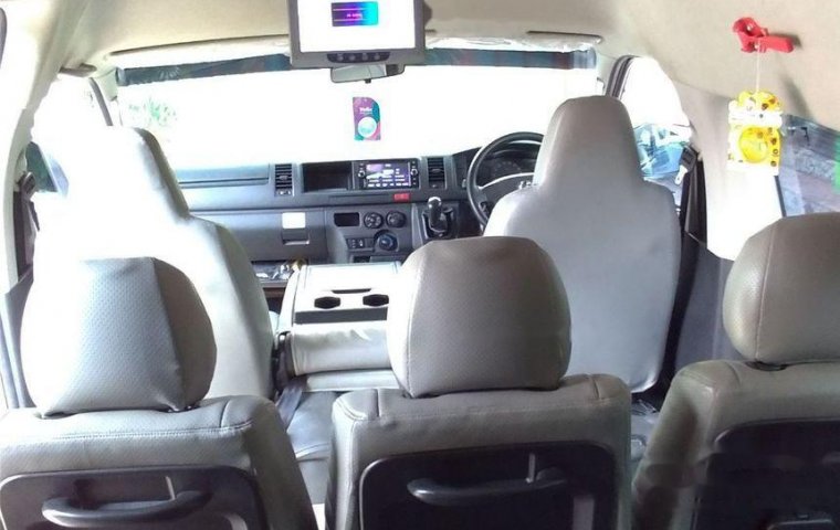 Toyota Hiace High Grade Commuter 2014 Dijual