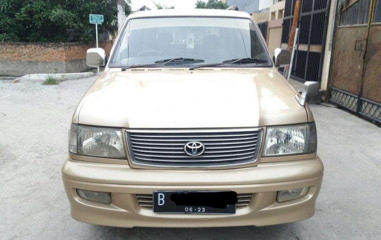 Toyota Kijang Krista Diesel 2.5 Manual 2001