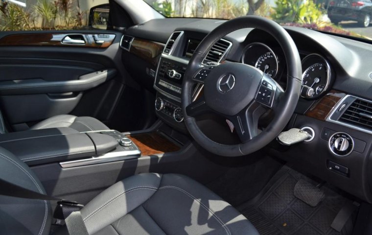 Mercedes-Benz ML400 AMG AT 2015 dijual