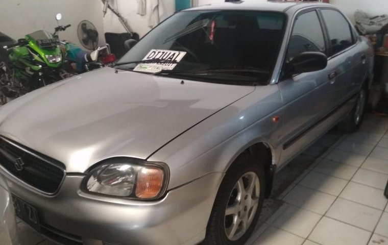 Suzuki Baleno 2000 MT Dijual