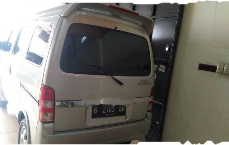 Suzuki Every 2004 dijual