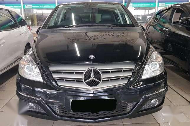 Mercedes-Benaz B180 AT Tahun 2011 Dijual