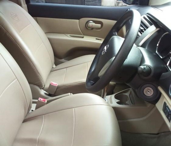 Nissan Grand Livina SV AT Tahun 2014 Dijual