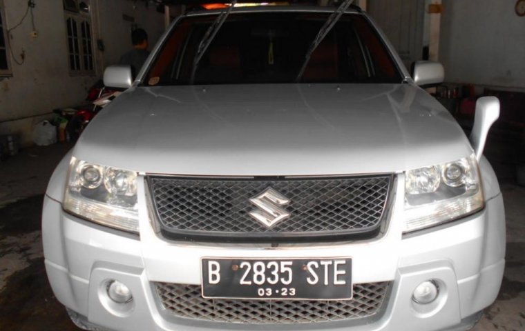 Suzuki Grand Vitara 2.0 2008 dijual 