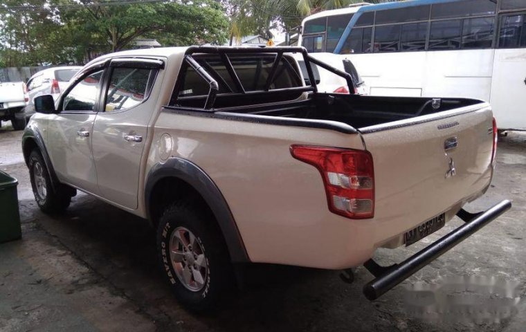 Mitsubishi Strada Triton GLS 2015 Putih Dijual