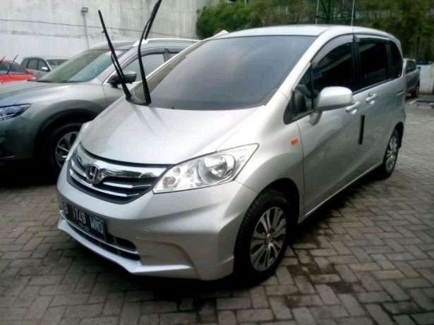 Honda Freed S 2012 AT Dijual