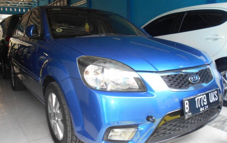 Kia Pride 1.4 Automatic 2010