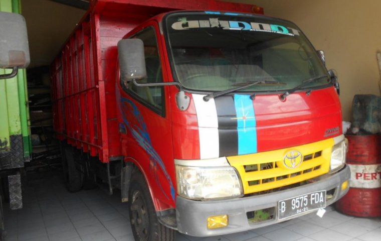 Toyota Dyna Truck Diesel 2011