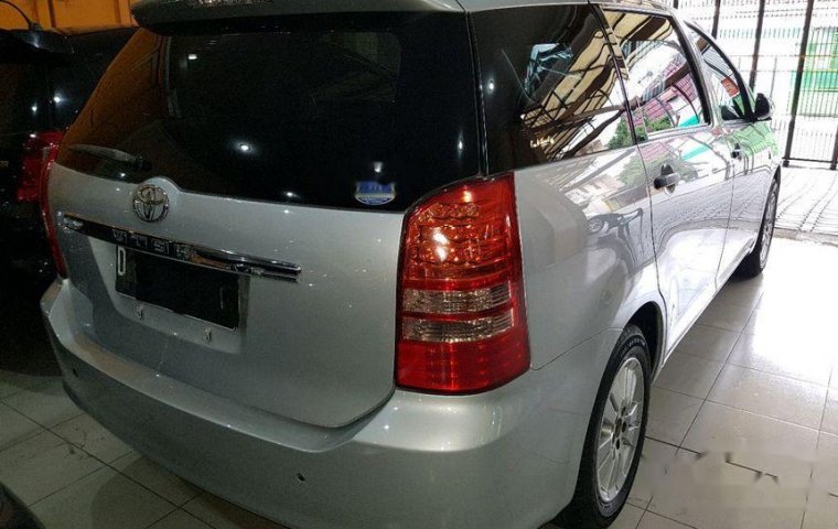 Toyota Wish 2004 Dijual