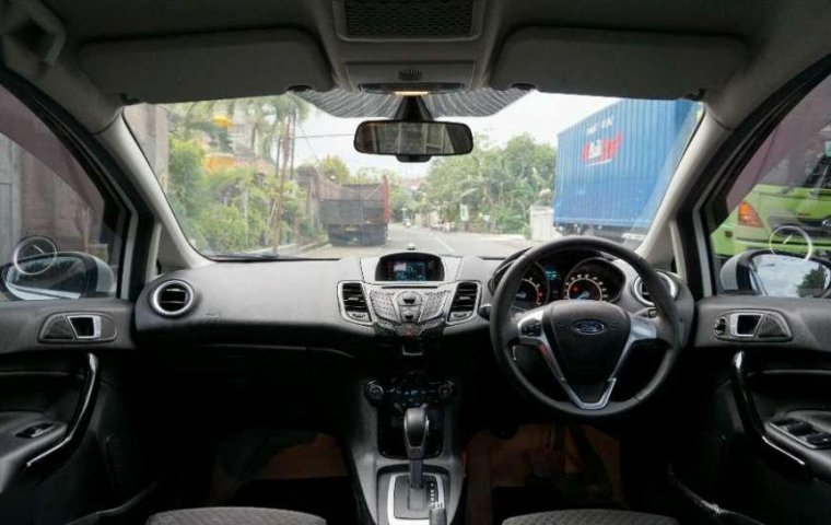 Ford Fiesta Sport AT Tahun 2015 Dijual