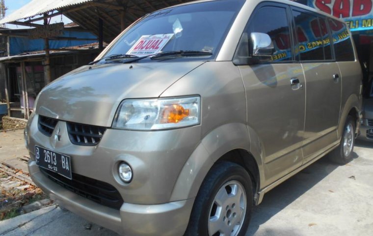 Mitsubishi Maven GLS 2006