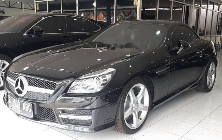 Mercedes-Benz SLK200 CGI 2012 dijual