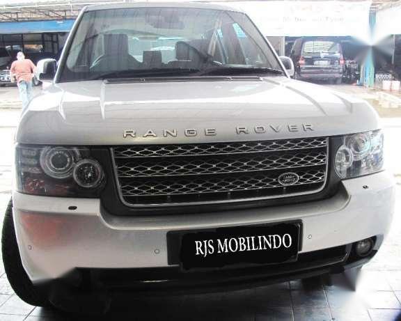 Dijual Land Rover Range Rover Vogue 2011