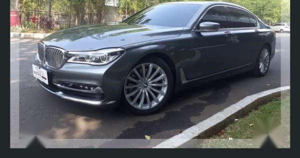 BMW 740Li Excellence AT 2017