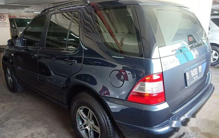 Mercedes-Benz ML320 2002 Dijual 