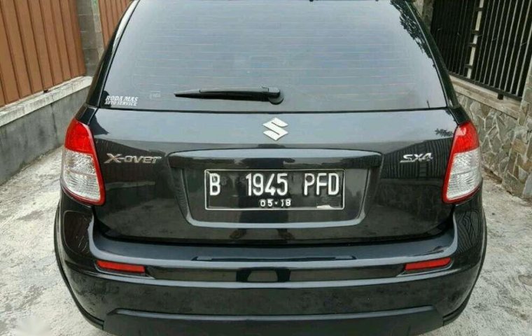 Suzuki SX4 Cross Over 2008 Hitam