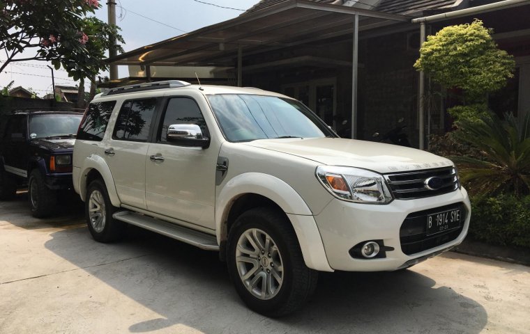 Ford Everest XLT 2013