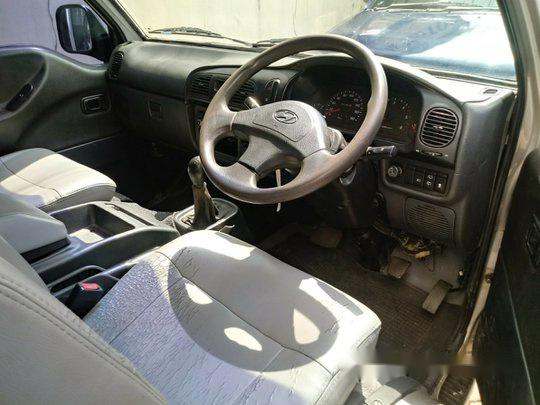 2001 Hyundai Grace dijual