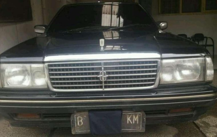 Nissan Cedric 2004 dijual