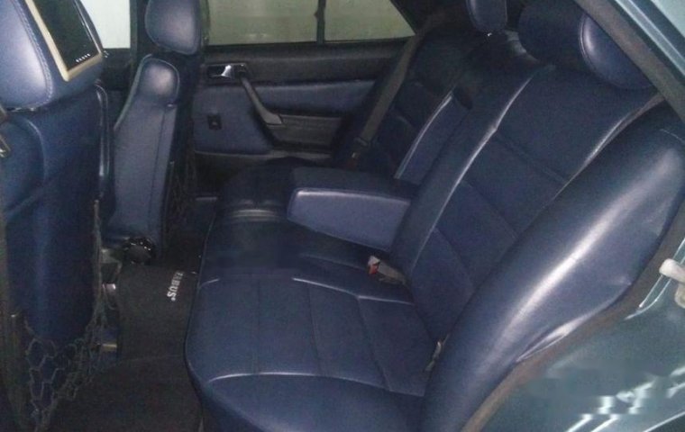 Mercedes-Benz 190E 1990 dijual