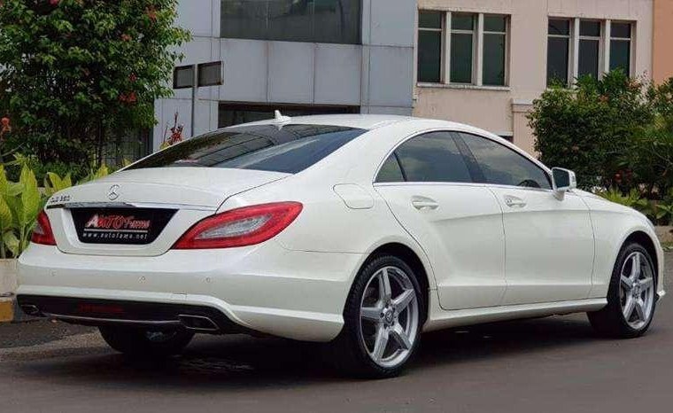 Mercedes-Benz CLS  2013 Putih