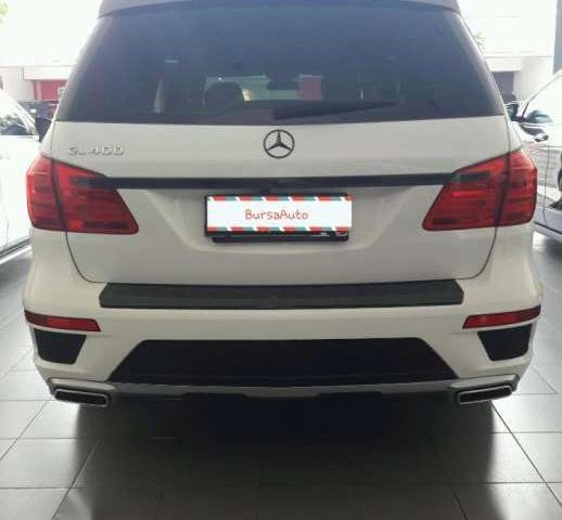 Mercedes-Benz GL400 2015 terbaik