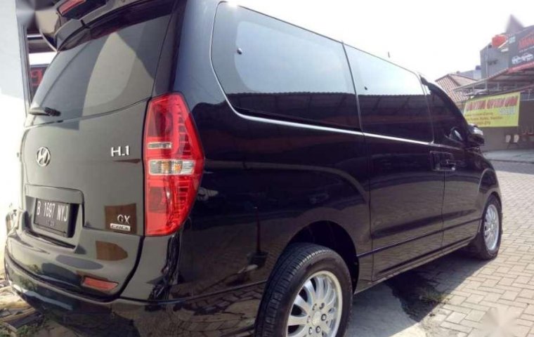 Hyundai H-1 XG 2011 harga murah