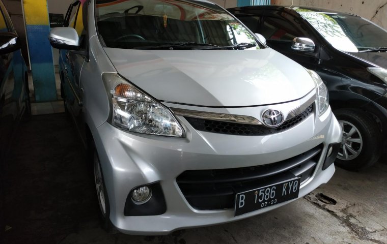 Jual Mobil Toyota Avanza Veloz 2014