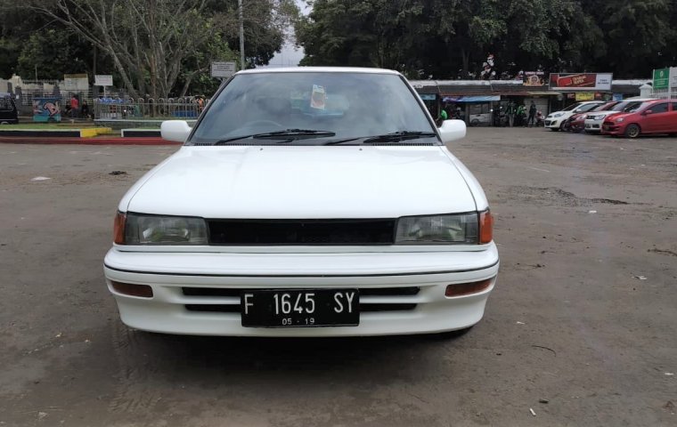 Jual Mobil Toyota Corolla 1.3 Manual 1990