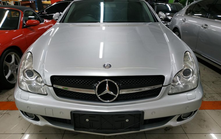 Jual Mobil Mercedes-Benz CLS CLS 500 2005