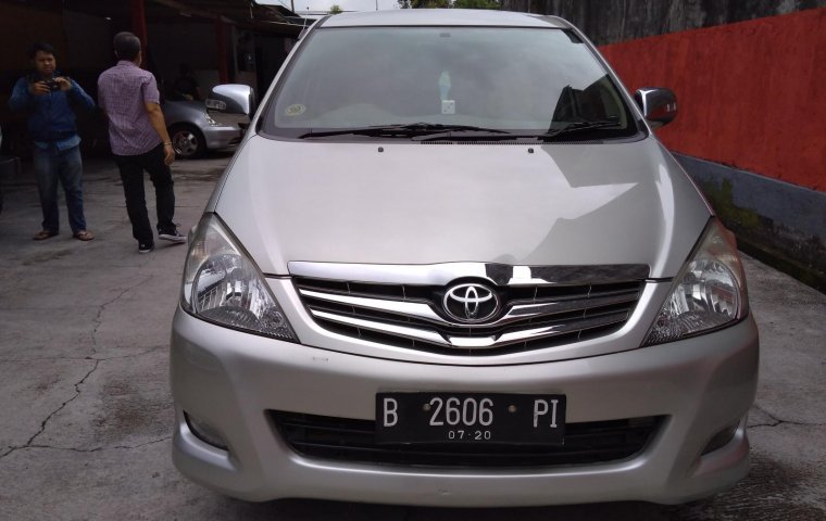 Jual mobil Toyota Kijang Innova G 2005 