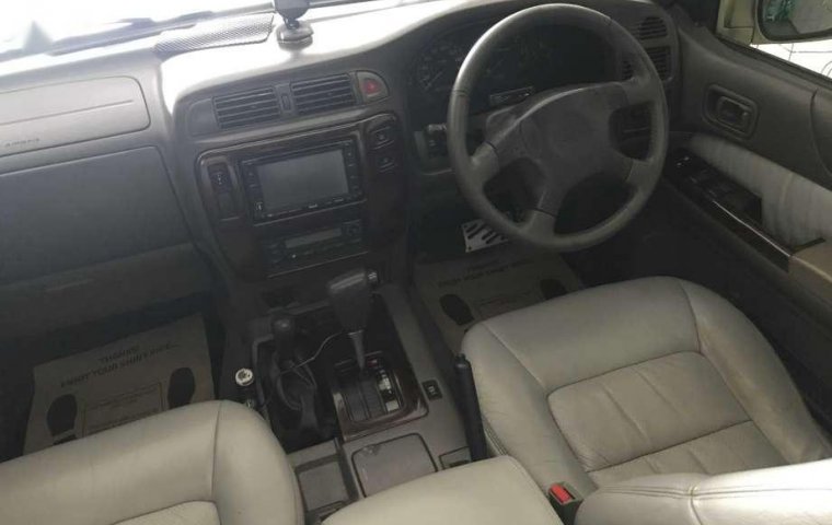 Nissan Patrol (4.2) 2001 kondisi terawat