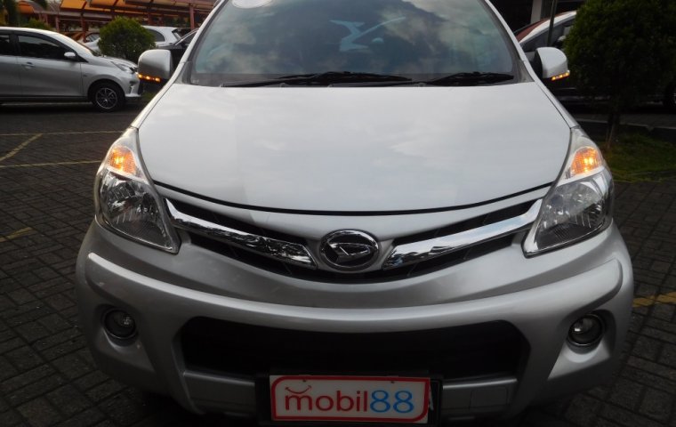 Jual Daihatsu Xenia R 2015