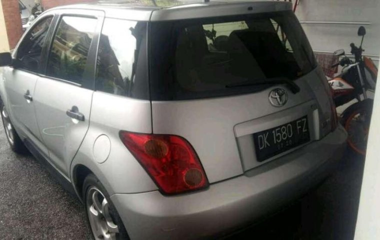 Toyota IST 2005 terbaik