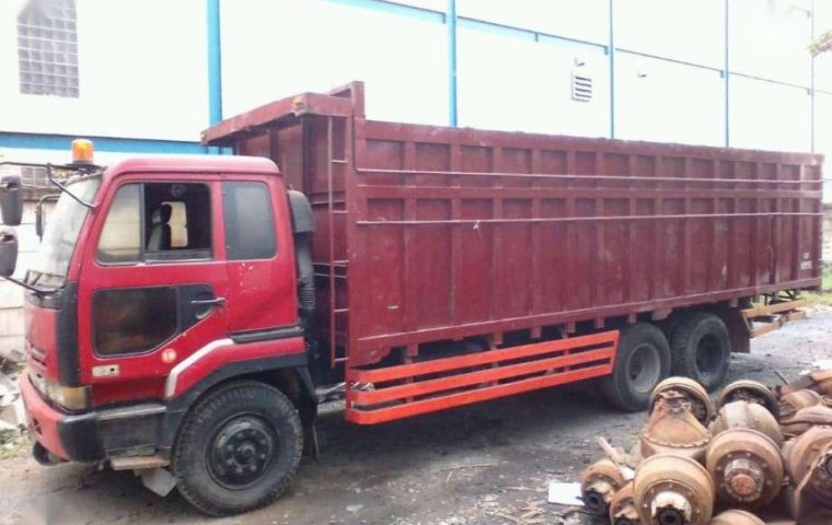 Nissan UD Truck () 1997 kondisi terawat