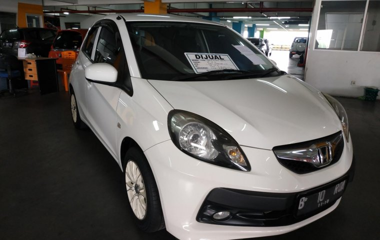 Jual mobil Honda Brio E 2014