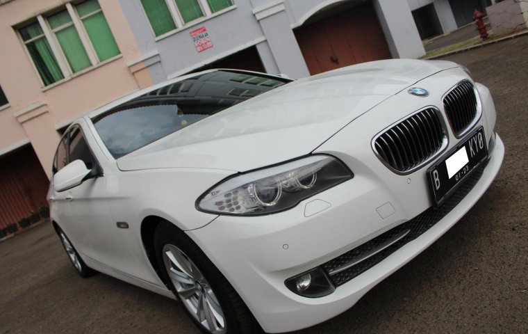 Jual Mobil BMW 5 Series 520i 2012