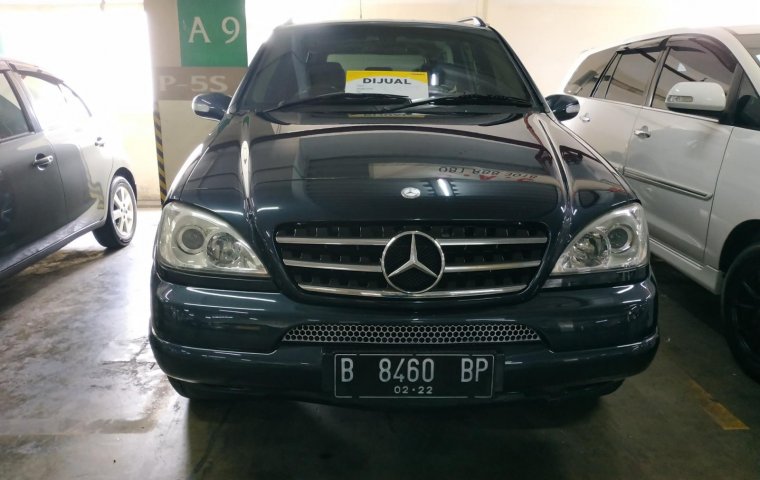 Jual Mercedes-Benz M-Class ML 320 2002