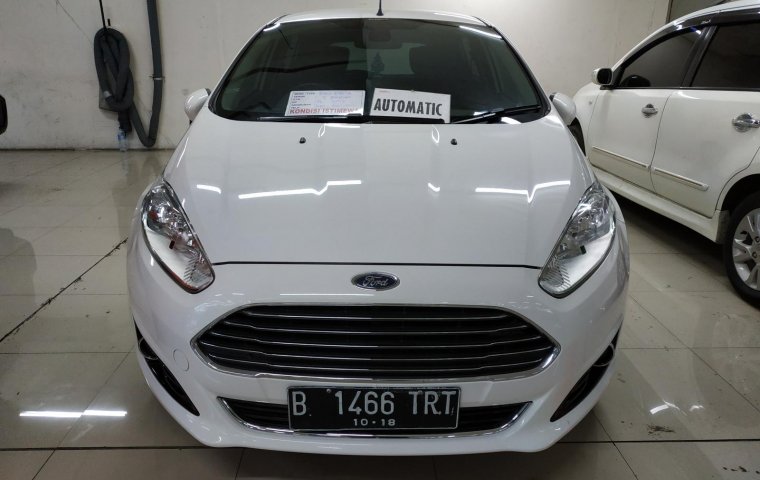 Jual mobil Ford Fiesta Style 2013